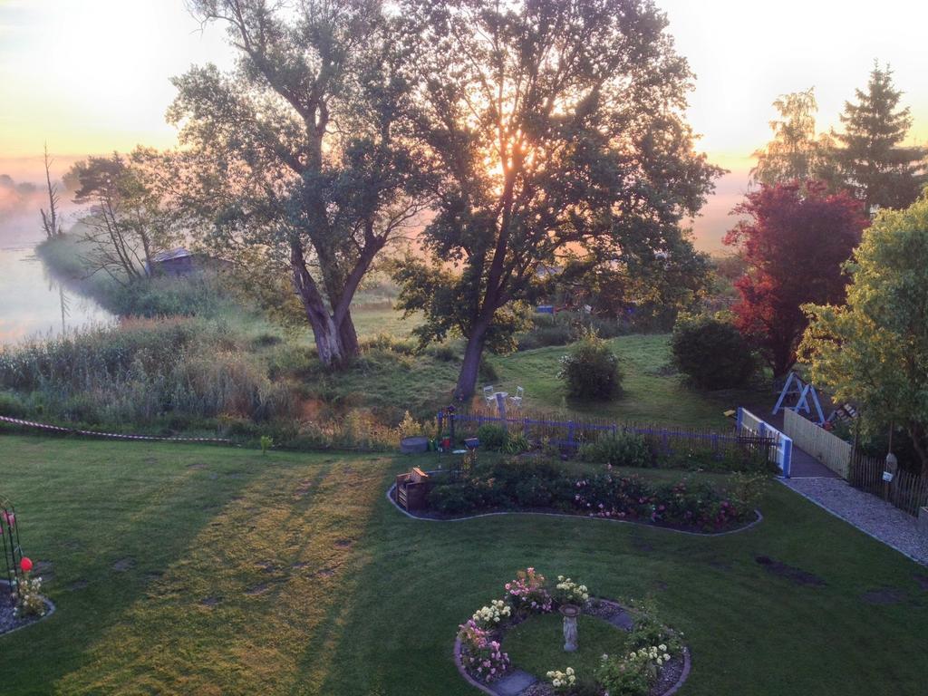 B&B Muehlenvilla Am Buetzower Hafen Kültér fotó